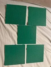 5 Vintage 24x24 Green Lego Duplo Baseplates - 5 Flat Pieces