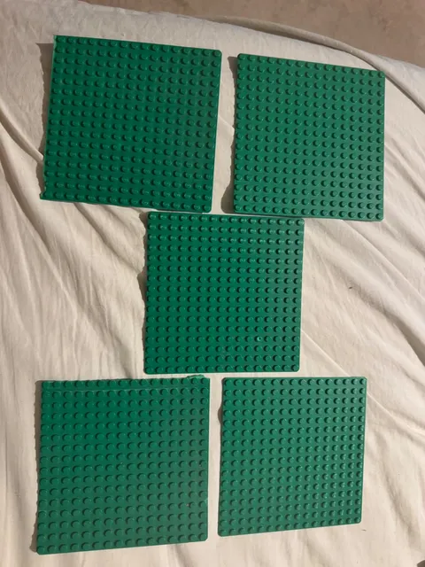 5 Vintage 24x24 Green Lego Duplo Baseplates - 5 Flat Pieces