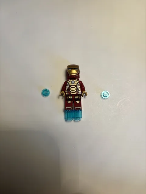 LEGO Marvel Iron Man Minifigure sh065 with MK42 Armor from set 76006