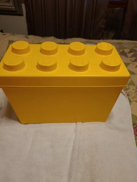 LEGO Yellow STORAGE BOX 8 STUD Medium BRICK STORAGE TUB