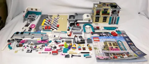 LEGO Creator Expert 10260 Downtown Diner 2018 Set With Instructions