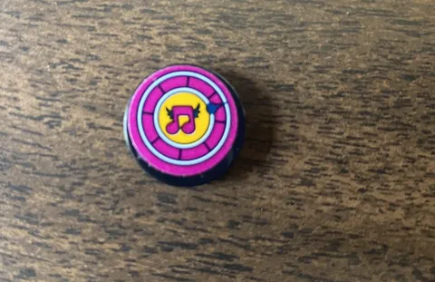 LEGO 14769pb230 Round Tile 2x2 Magenta Musical Note in Yellow Circle, 41346