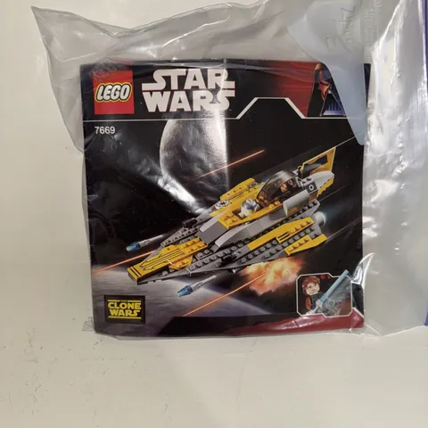 LEGO Star Wars 7669 Anakin’s Jedi Starfighter – Used Complete w/manual no box