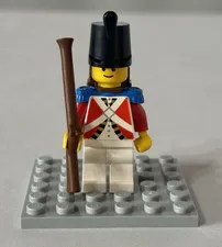 LEGO Minifigure IMPERIAL GUARD with Blue Epaulettes & Brown Backpack (pi062)
