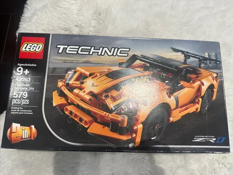 LEGO TECHNIC: Chevrolet Corvette ZR1 (42093)