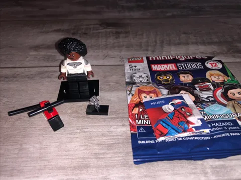 LEGO Marvel Minifigure 71031 Monica Rambeau Wandavision Complete