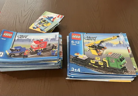 LEGO Illustrated Instruction Manuals Booklets HUGE Mixed Lot Mixed Themes