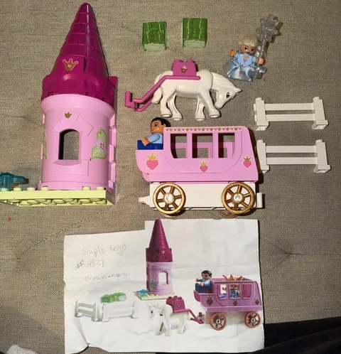 4821 LEGO Duplo Princess Castle Princess' Horse and Carriage