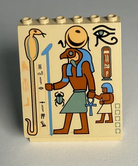 LEGO  Panel 4 x 6 x 6 Sloped with Hieroglyphs, Snake and Falcon / Ra