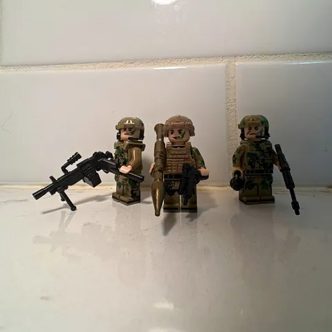 Military-Style Soldier Minifigure Lot of 3 w/ Weapons & Accessories