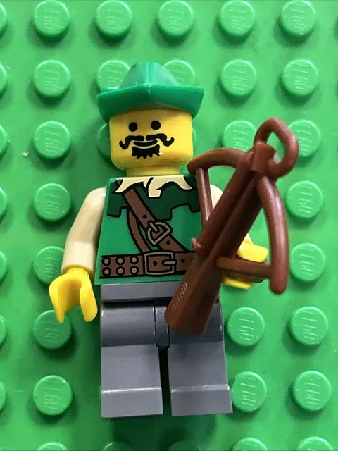 LEGO Dark Forest Forestman 1 Minifigure - Vintage Castle  Missing Red Feather