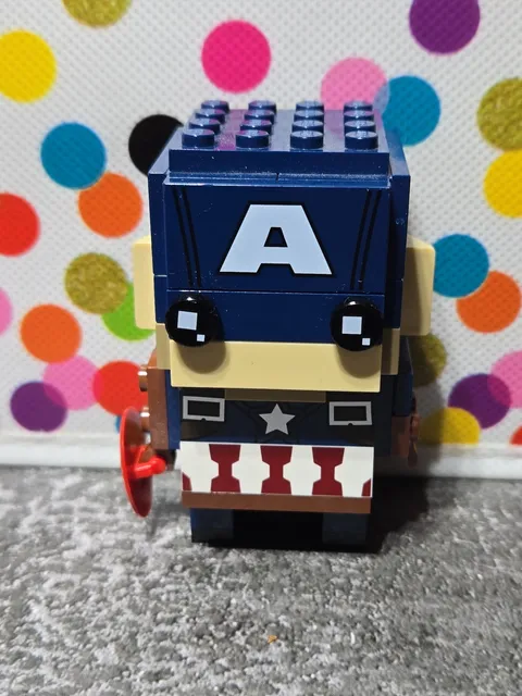 LEGO Brickheadz Mavel Super Heroes: Captain America (41589)  