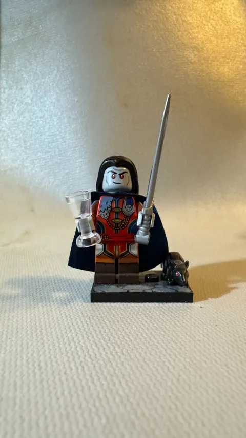 LEGO D&D Minifigure Strahd Vampire Count Series 26 RETIRED New  71047  - Loose