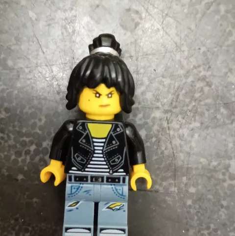 LEGO Minifigures Series 19 Fright Knight Collectible Minifigure 71025 2019