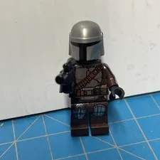 LEGO Star Wars the Mandalorian Minifigure The Mandalorian with jetpack & laser