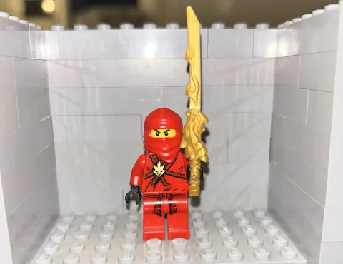 LEGO Ninjago Kai Minifigure With Golden Weapon