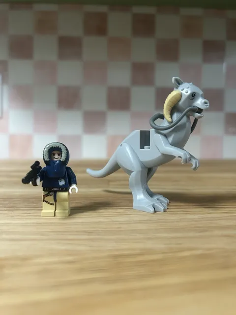 LEGO Han Solo Minifigure & Tauntaun - 7749 Star Wars - Hoth Echo Base