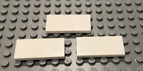 LEGO 3 White 2x4 Tile