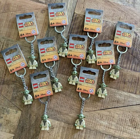 Lot Of 10 Lego Disney Star Wars Yoda Minifigure Key Chain New