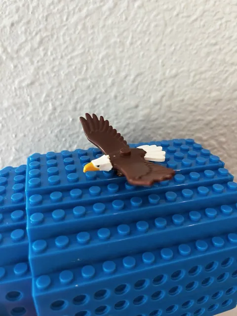 LEGO Eagle Molded Animal Figure Brown White Yellow Plastic 1 Piece