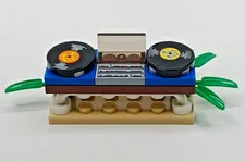 LEGO  DJ Minifigure Disc Jockey Stand, Records assembled