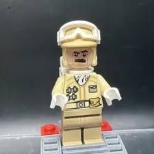 LEGO Star Wars Hoth Rebel Trooper Tan Uniform Mustache Minifigure 9509 sw0425