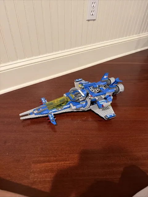 LEGO | The LEGO Movie Benny's Spaceship, Spaceship, SPACESHIP! Set (70816) USED