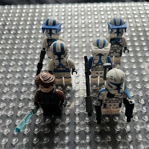 LEGO Star Wars 501st Clone Trooper Minifigure Lot - Clone Trooper Set Name, 6+