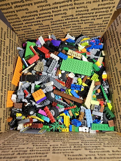 12 Lbs+ LEGO Bulk Lot Mixed Bricks, Plates, People & Pieces Multicolor