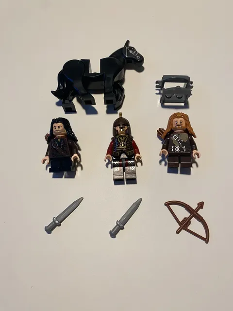 Lego Lord of the Rings LoTR and Hobbit Rare Minifigures Accessories Included