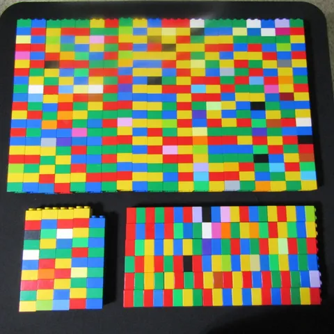 Lego Duplo Huge Lot of 569 Bricks Pieces ALL the 2x2 peg bricks Multicolor