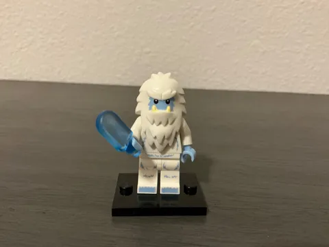 LEGO Series 11 Yeti Minifigure