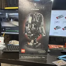 LEGO Star Wars Darth Vader Helmet Collection Display Stand 75304 834 pcs 18+