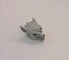 LEGO - Minifig, Headgear Mask Wolf w/ Fangs, Stubble & Red Scars - Light Gray