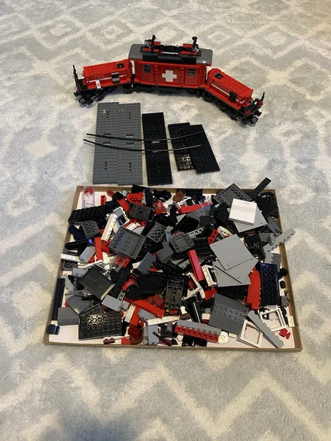Lego Hobby Trains Set 10183 - 100% Complete!