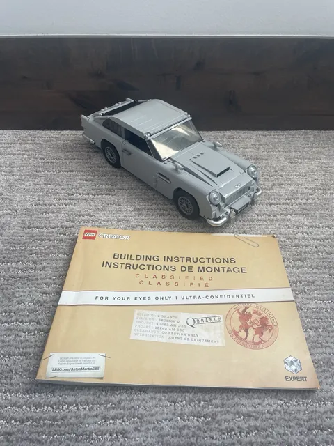 LEGO Creator Expert James Bond Aston Martin DB5 (10262) 100% COMPLETE