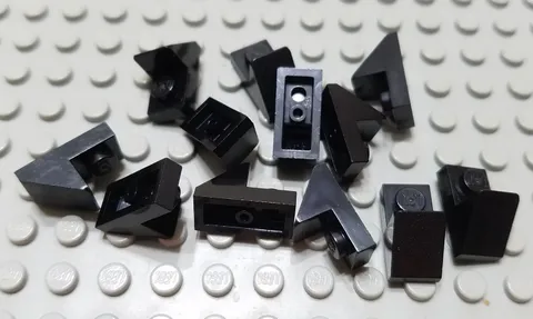 LEGO Lot of 12 Black 2x1 Cut Out Slope Pieces