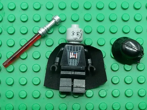 LEGO Star Wars Darth Vader Minifigure sw0004a 7262 10131 Light Bluish Gray head
