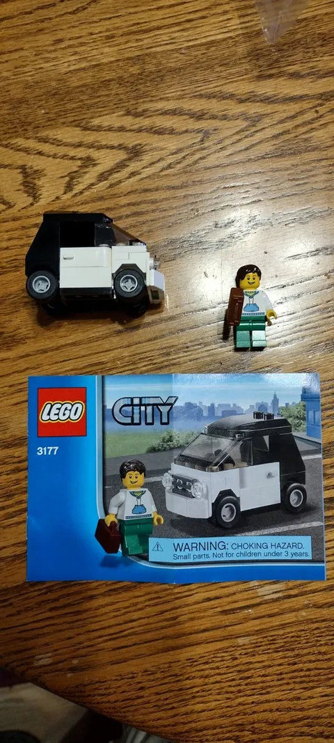 Lego City 3177 small car