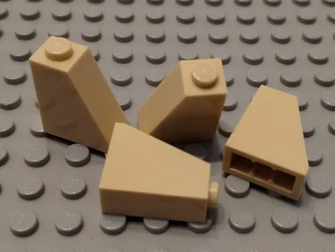 LEGO Lot of 4 Tan 2x1x2 Slope Pieces