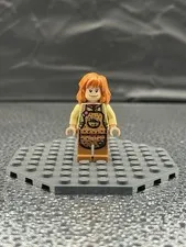 LEGO Harry Potter Molly Weasley Minifigure Set 4840 The Burrow Figure