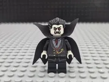 LEGO Minifigure Monster Fighters Lord Vampyre MOF007 with Cape 9468