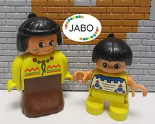 (M6/9) Lego Duplo Indians Figures Mom with Child Western