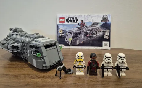 LEGO #75311 STAR WARS ~ IMPERIAL ARMORED MARAUDER ~ 99% COMPLETE