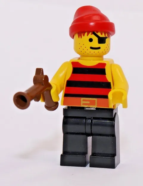 LEGO Pirate Red Black Stripes Red Bandana with gun Minifigure 6266  (pi031)
