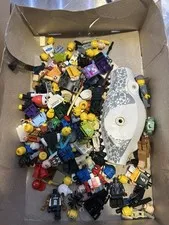 LEGO Bulk Lot Damaged / Unbranded Minifigure Parts READ DESCRIPTION #8