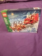 LEGO Christmas Sleigh Toy Set - Red Holiday Reindeer Sleigh (343 pcs)