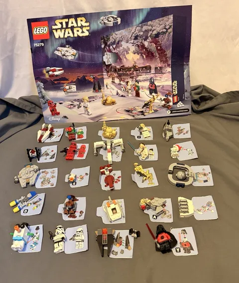 LEGO Star Wars Advent Calendar 75279 2020 Complete 311pc No Box Vader Sweater