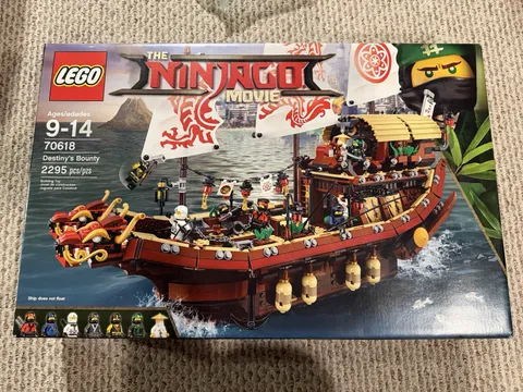 The LEGO Ninjago Movie Destiny's Bounty 70618 New Free Ship Insured