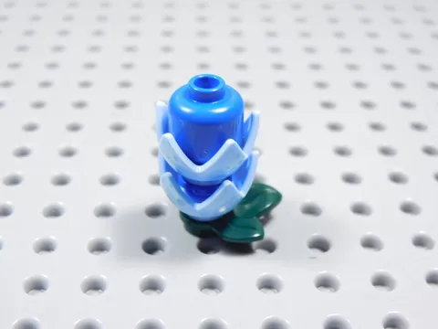 LEGO Pokemon Blue w/ Bright Light Blue Berry Plant Minifig BS